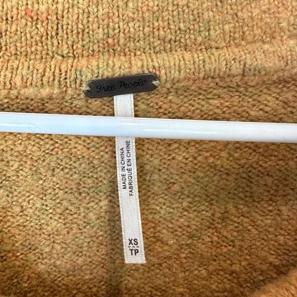 Free People Oversized Sweater Size XS - Picture 6 of 7